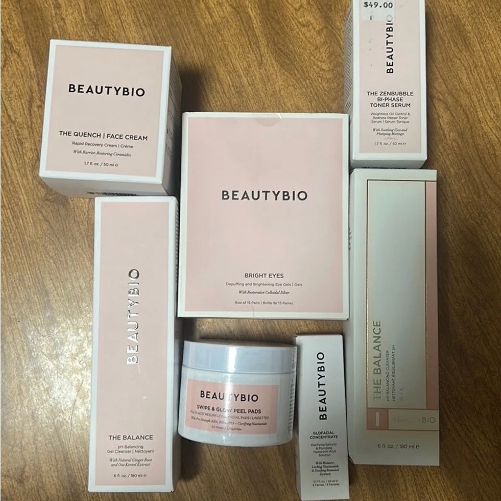 BeautyBio Moisturizer - Pink and White